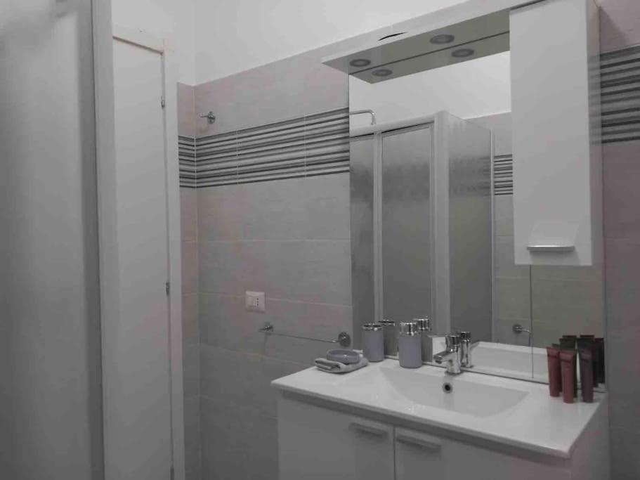 La Casa Di Marta Apartment Corsico Luaran gambar