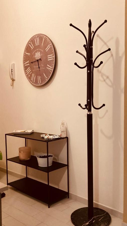 La Casa Di Marta Apartment Corsico Luaran gambar