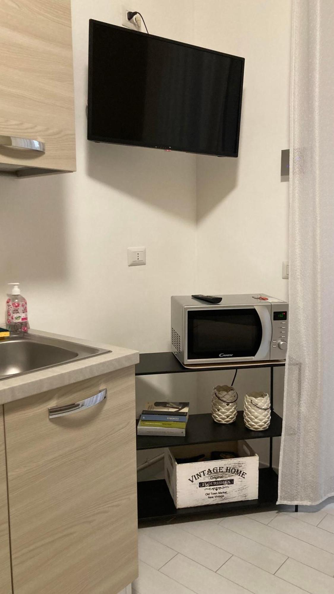 La Casa Di Marta Apartment Corsico Luaran gambar