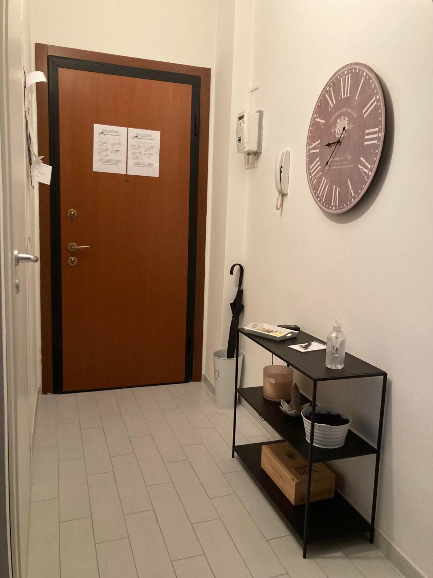 La Casa Di Marta Apartment Corsico Luaran gambar